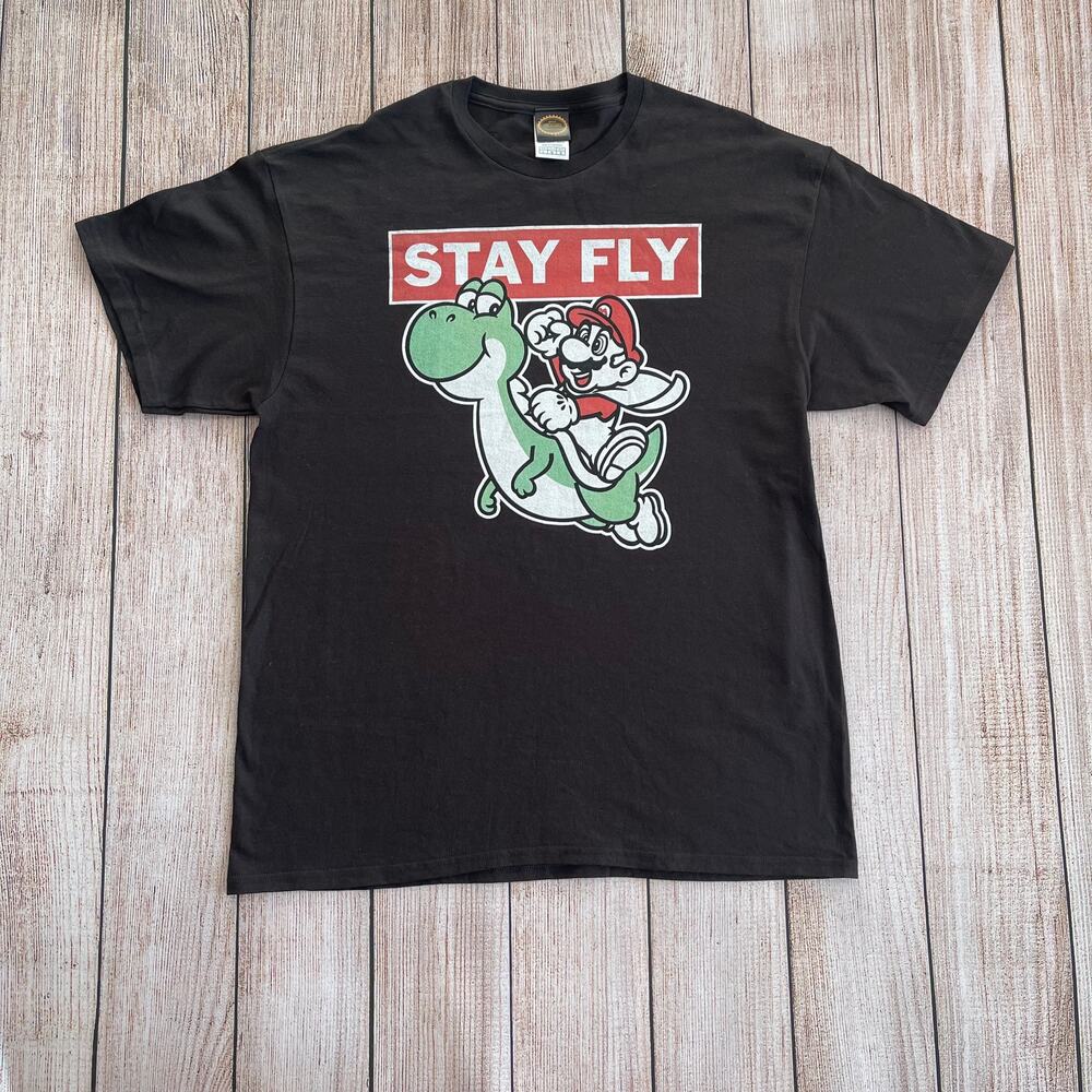 NWOT Men's Large - Nintendo Yoshi Black Tee